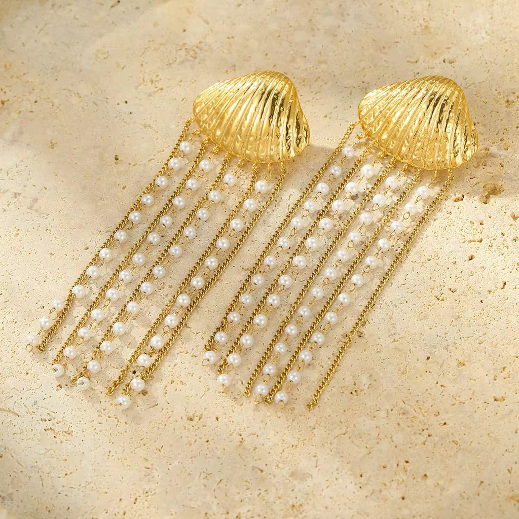 The Viviana Shell Earrings